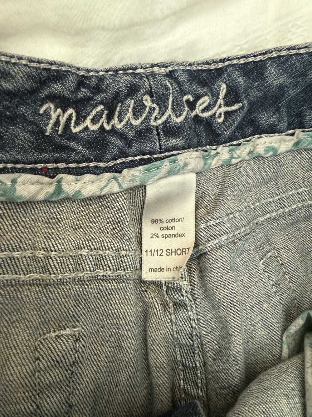 Maurices curvy 11/12 short jeans - Picture 8 of 8
